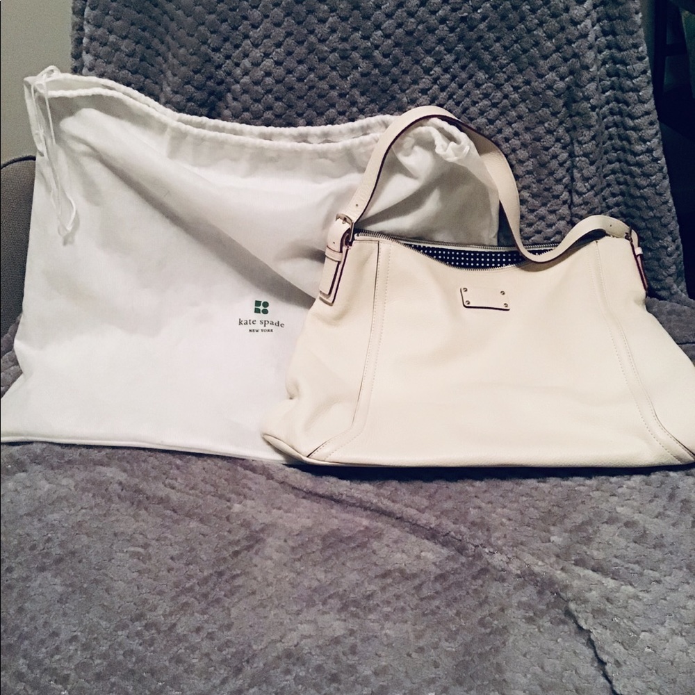 Gorgeous Kate Spade Hobo bag
